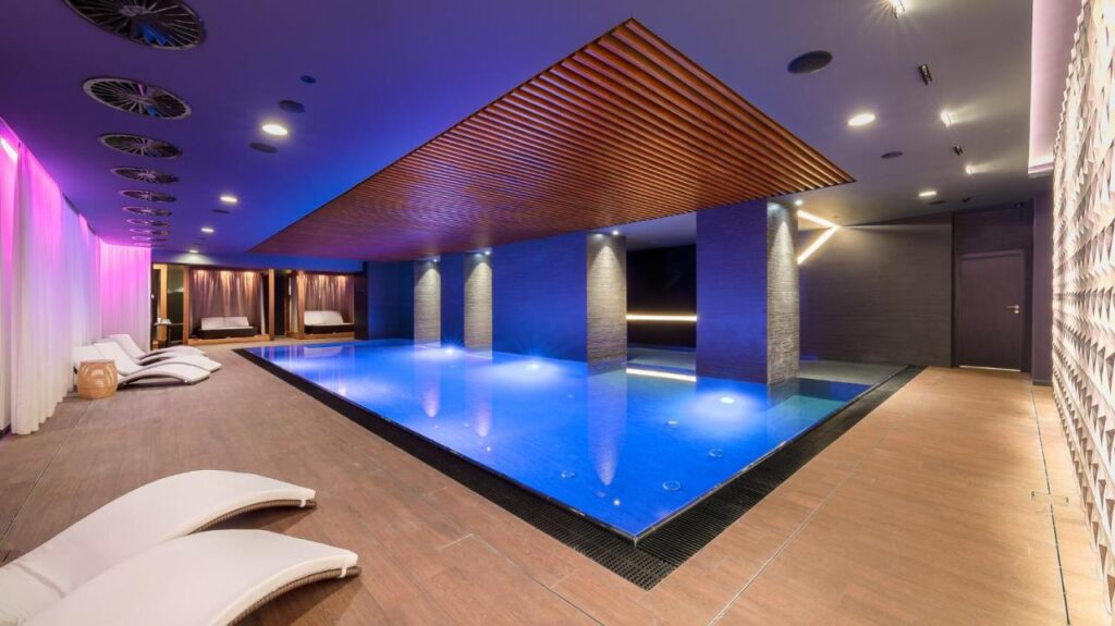 The President Innenpool