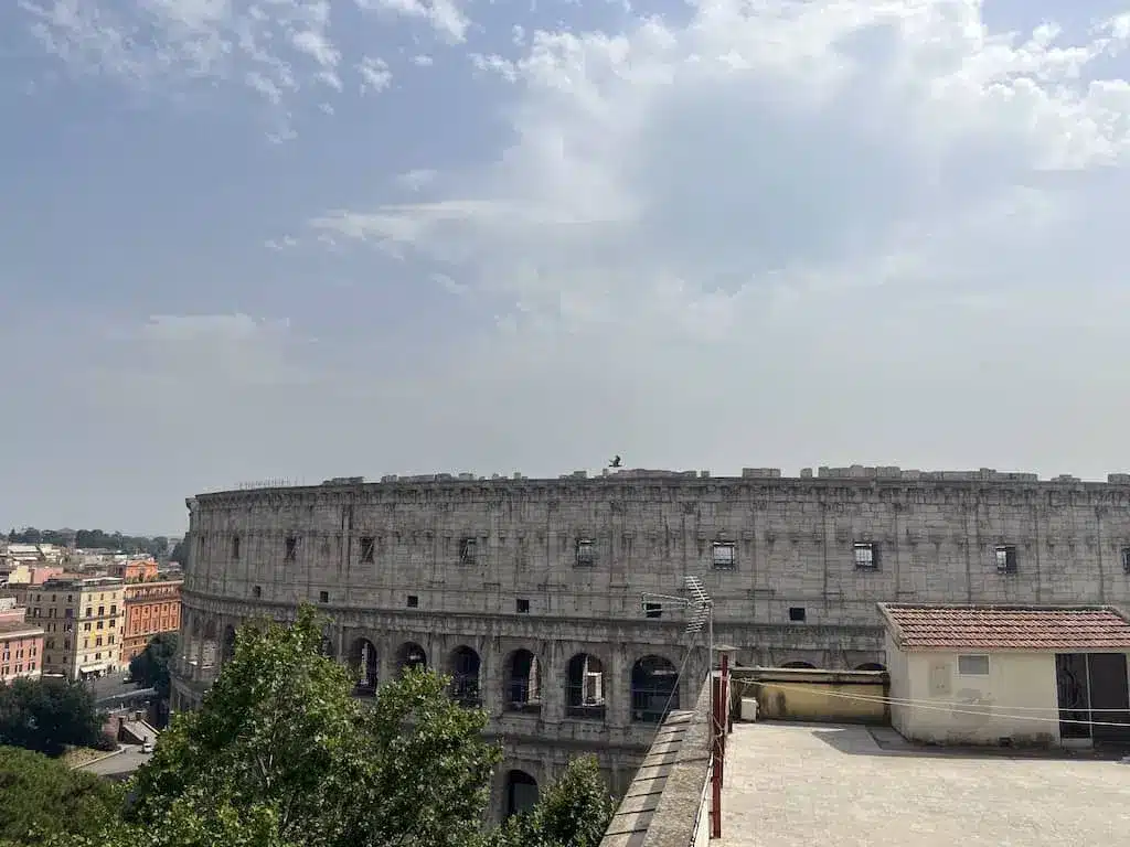 colosseum corners rooftop