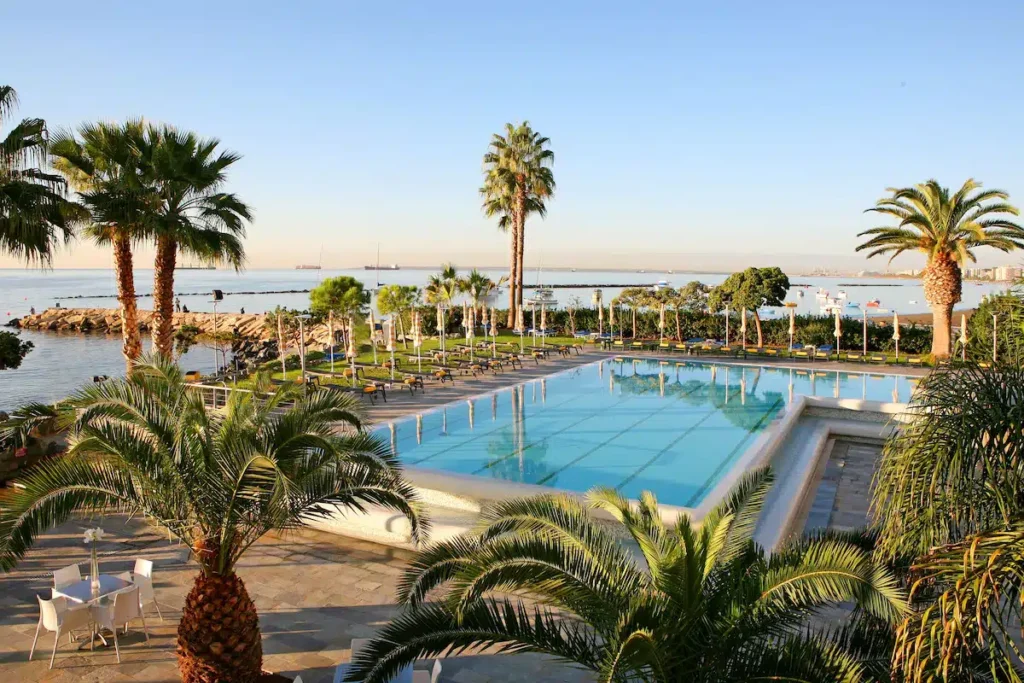 crowne plaza limassol