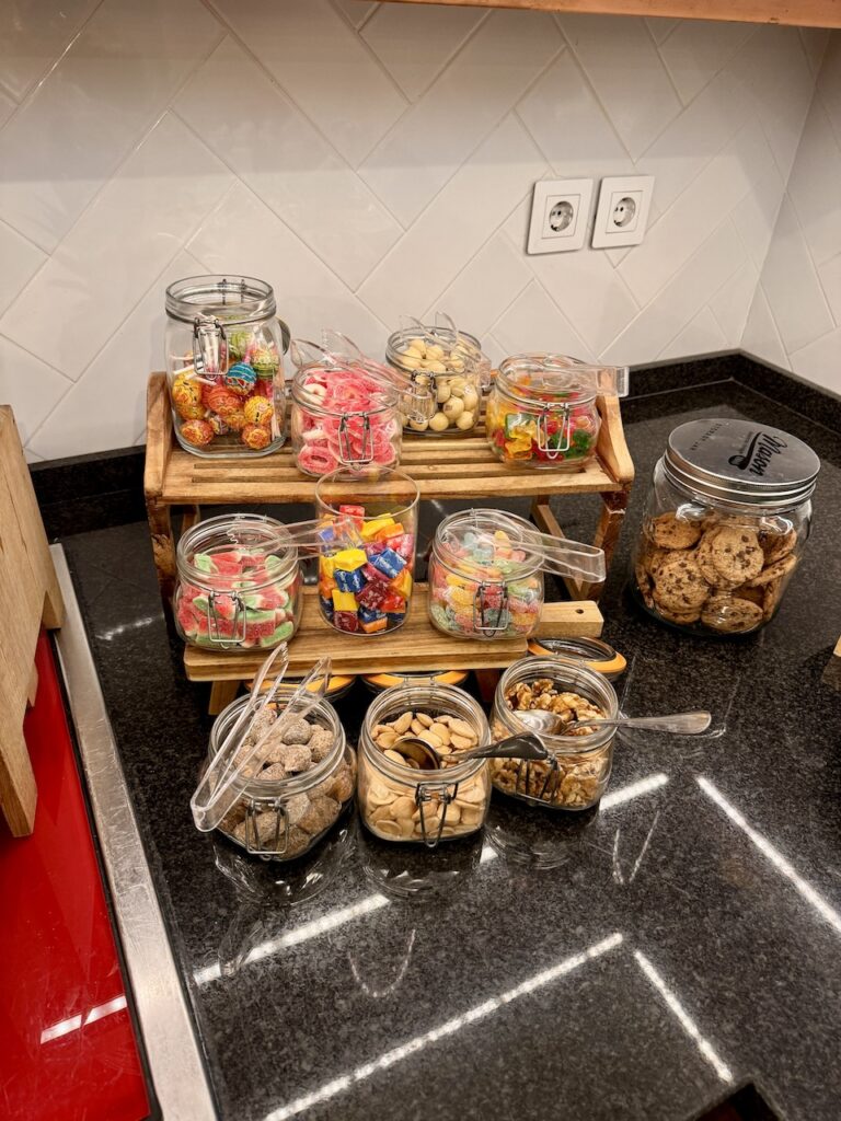 h10 cubik Süßigkeiten Frühstück