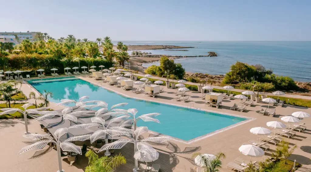 ivi mare paphos Luxushotel