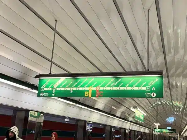 prag metro