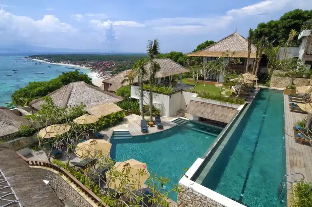 Batu Karang Lembongan pool