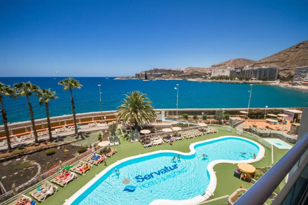 Meerblick vom Pool des Servatur Green Beach