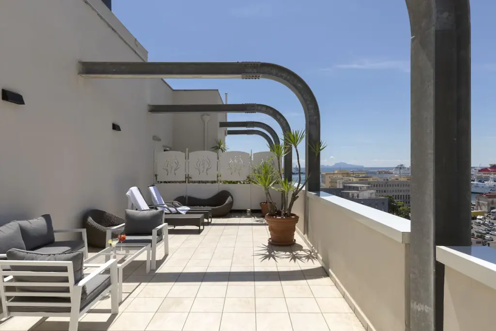 Palazzo Salgar Neapel