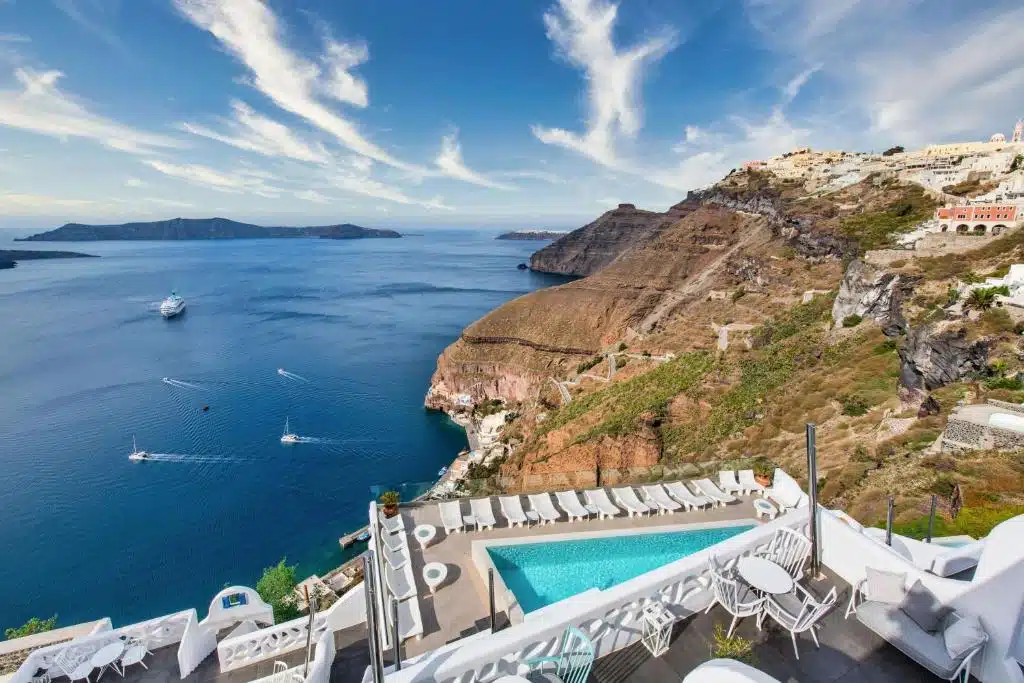 Athina Luxury Suites Santorini in Fira