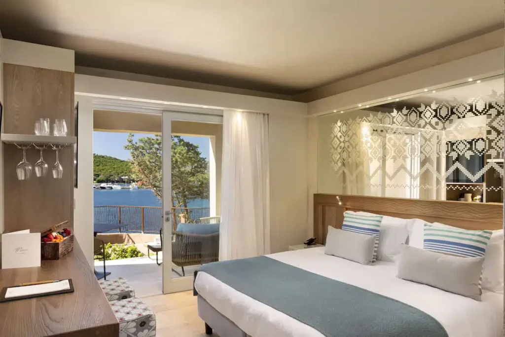 7Pines Resort Sardinia zimmer