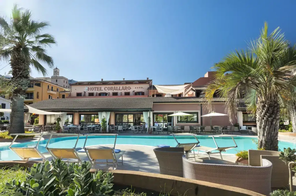 Hotel Corallaro pool