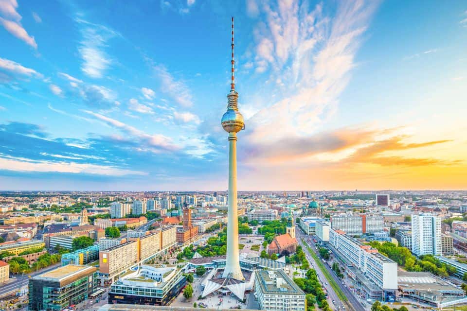 Berliner Fernsehturm Berliner Fernsehturm am Alexanderplatz