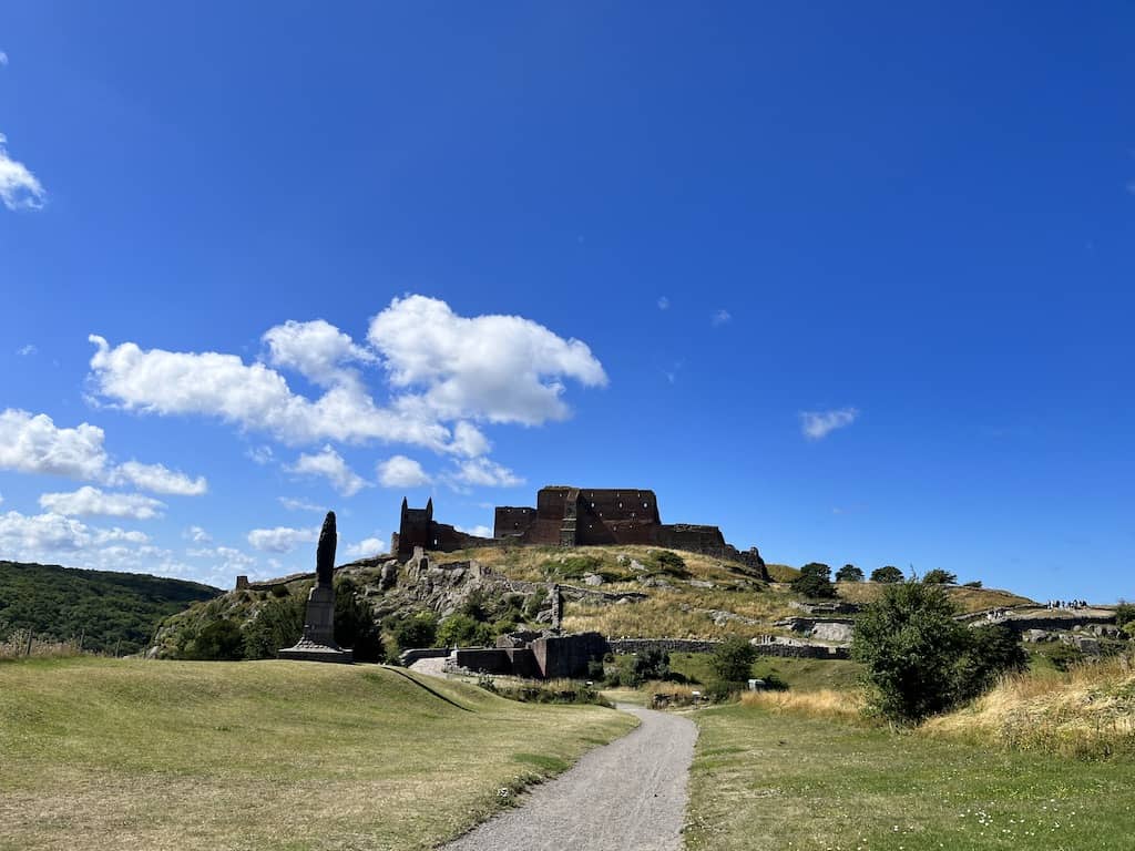 Burgruine Hammershus Die mittelalterliche Burgruine Hammershus auf Bornholm