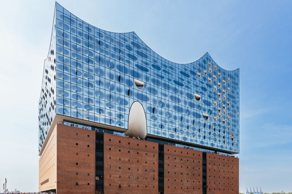 Die Elbphilharmonie am Hamburger Hafen
