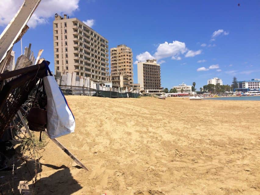Blick auf Gebäude in Famagusta auf Zypern
