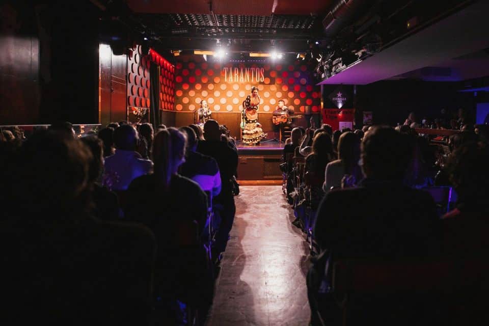Flamenco-Tänzerin bei einer Show in Barcelona