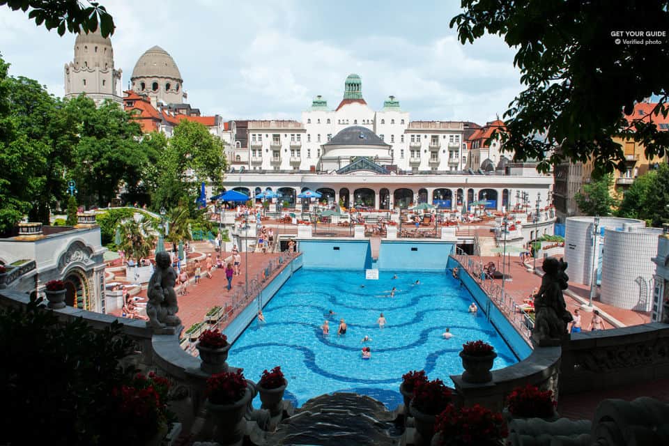 Gellértbad Budapest Historisches Gellértbad in Budapest vor der Renovierung