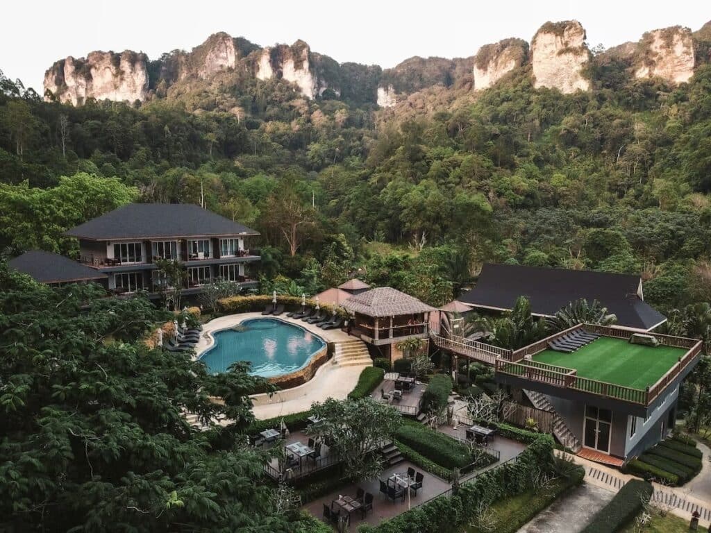 Railay Phutawan Resort