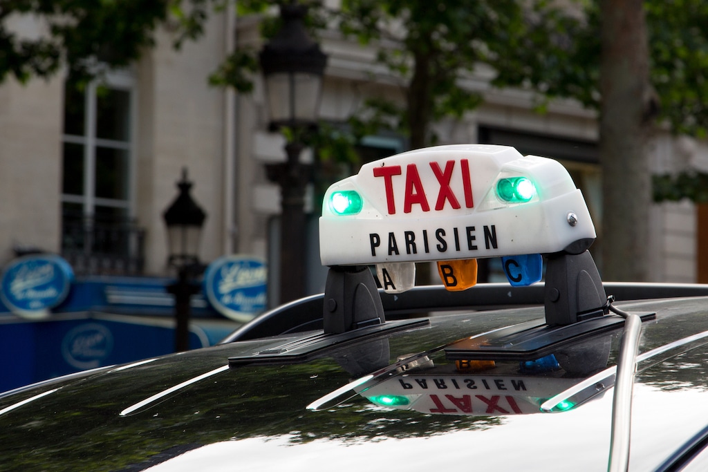 Offizielles Taxi in Paris