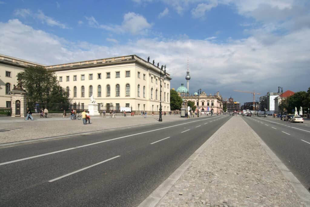 Unter den Linden Boulevard Unter den Linden in Berlin