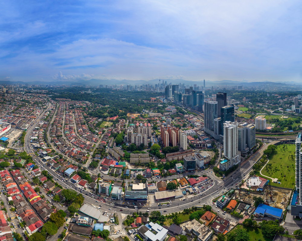 Luftaufnahme von Bangsar in Kuala Lumpur mit dem Bangsar Village