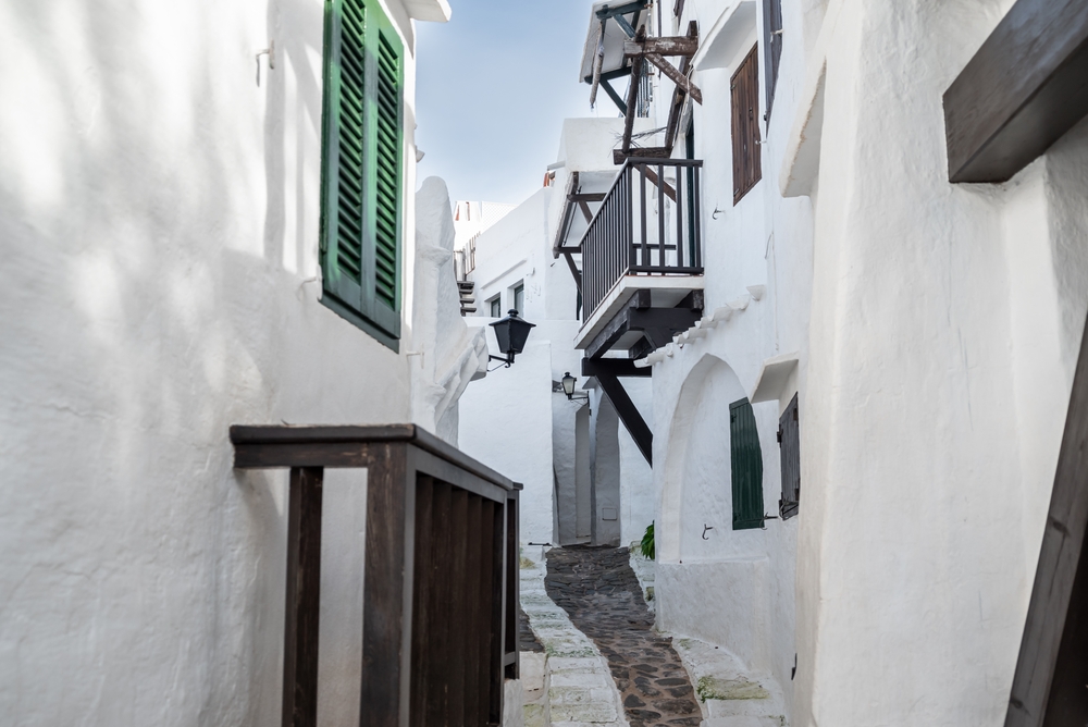 Weißes Dorf Binibeca Vell auf Menorca