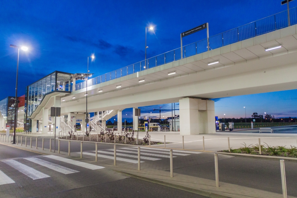 Bahnhof am Gdańsk Lech Wałęsa Airport