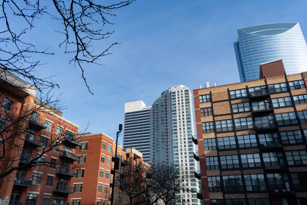 Gebäude und moderne Hochhäuser in West Loop in Chicago