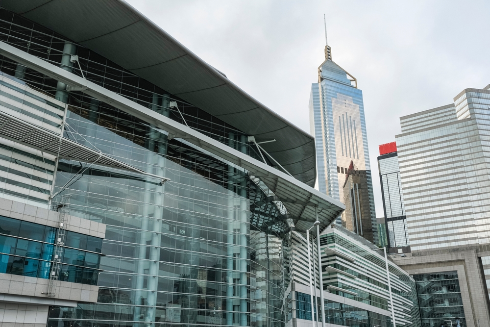 Hong Kong Convention and Exhibition Centre am Hafen in Wan Chai