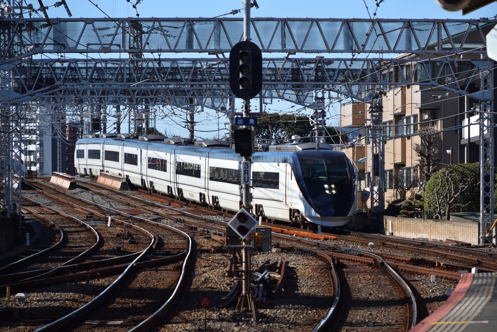 Flughafenzug Skyliner zwischen dem Flughafen Narita und Ueno