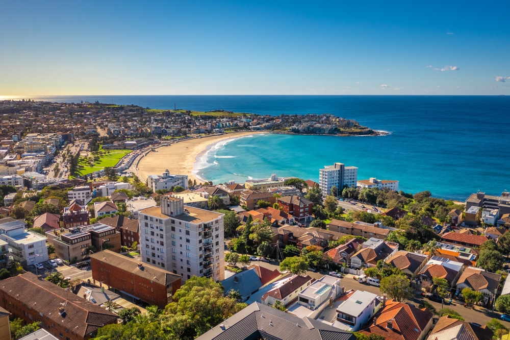 Luftaufnahme des Bondi Beach in Sydney