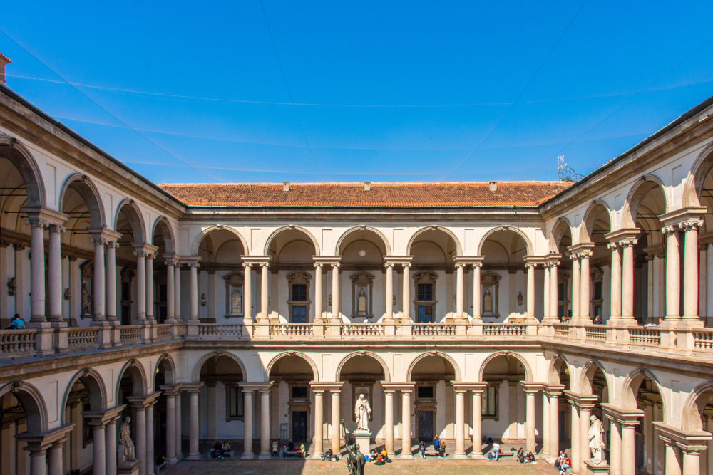 Innenhof der Pinacoteca di Brera mit Napoleon-Statue