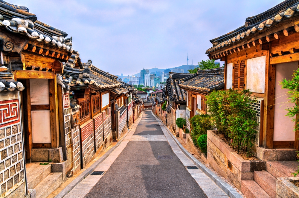 Traditionelle Häuser im Bukchon Hanok Village in Seoul