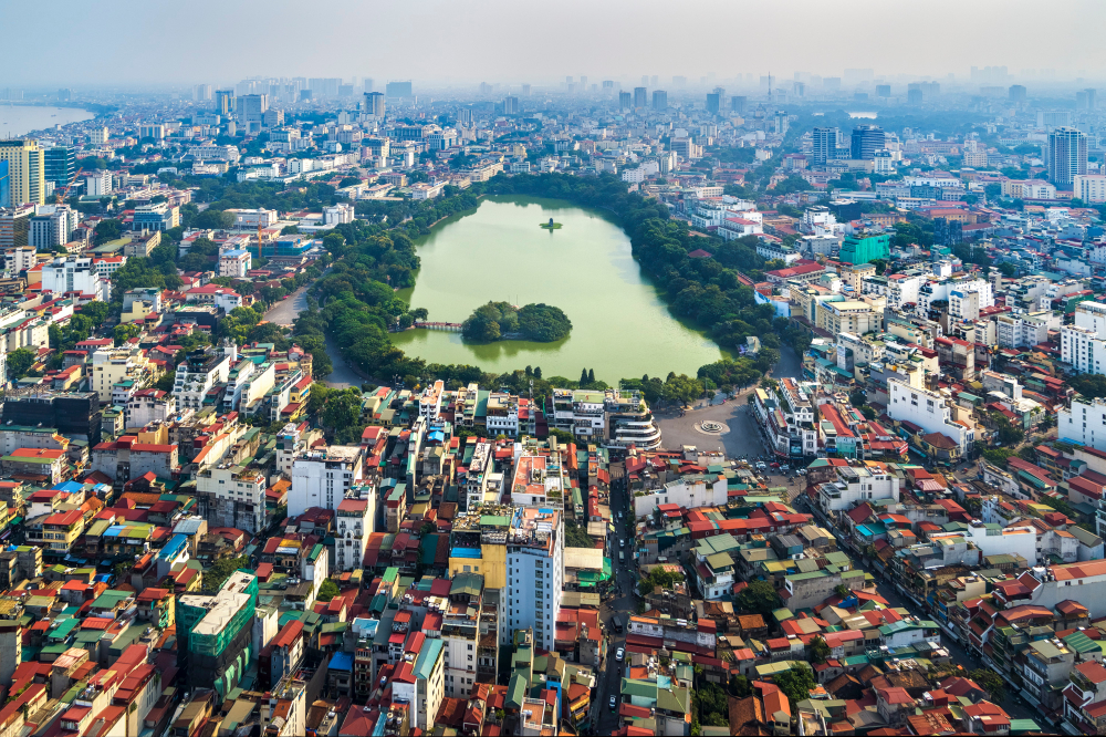 Luftaufnahme des Hoan-Kiem-Sees und des Zentrums von Hanoi