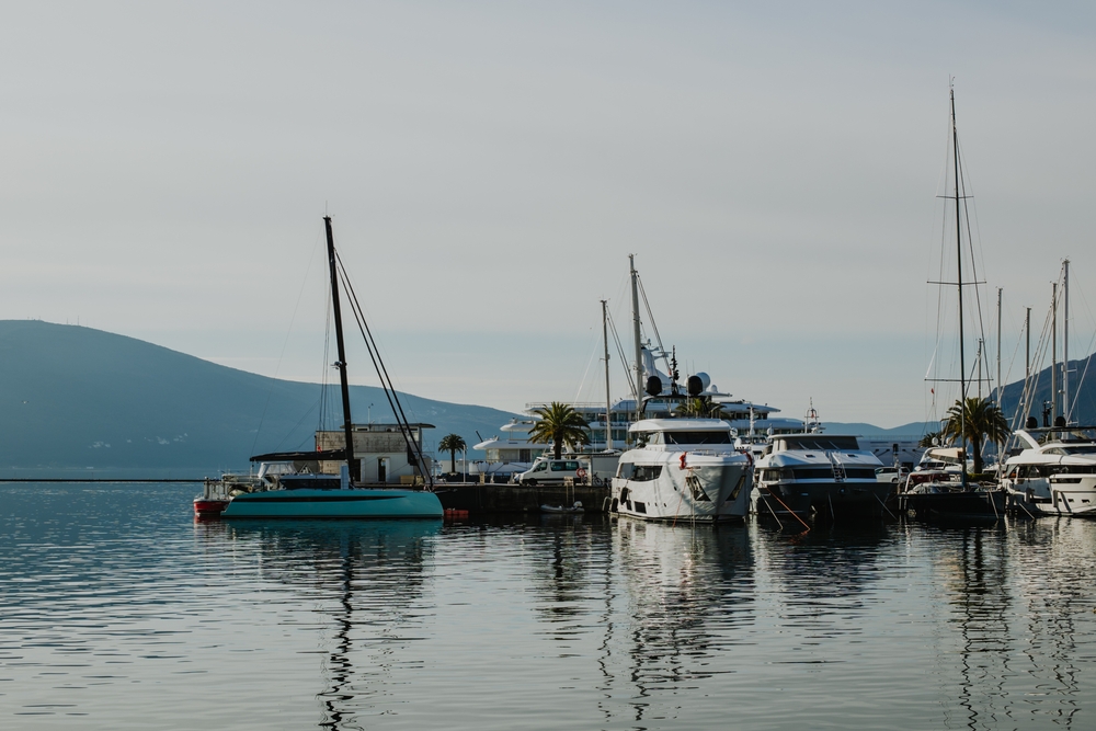 Der Yachthafen Porto Montenegro in Tivat