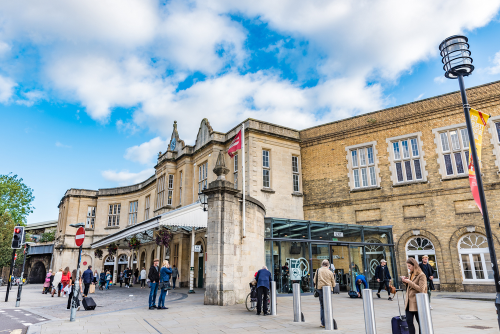 Der Bahnhof Bath Spa in Bath, wo die Züge aus London ankommen