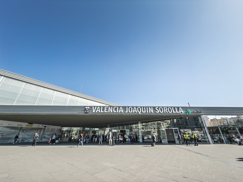 Der Bahnhof Joaquín Sorolla in Valencia, an dem AVE und Euromed abfahren