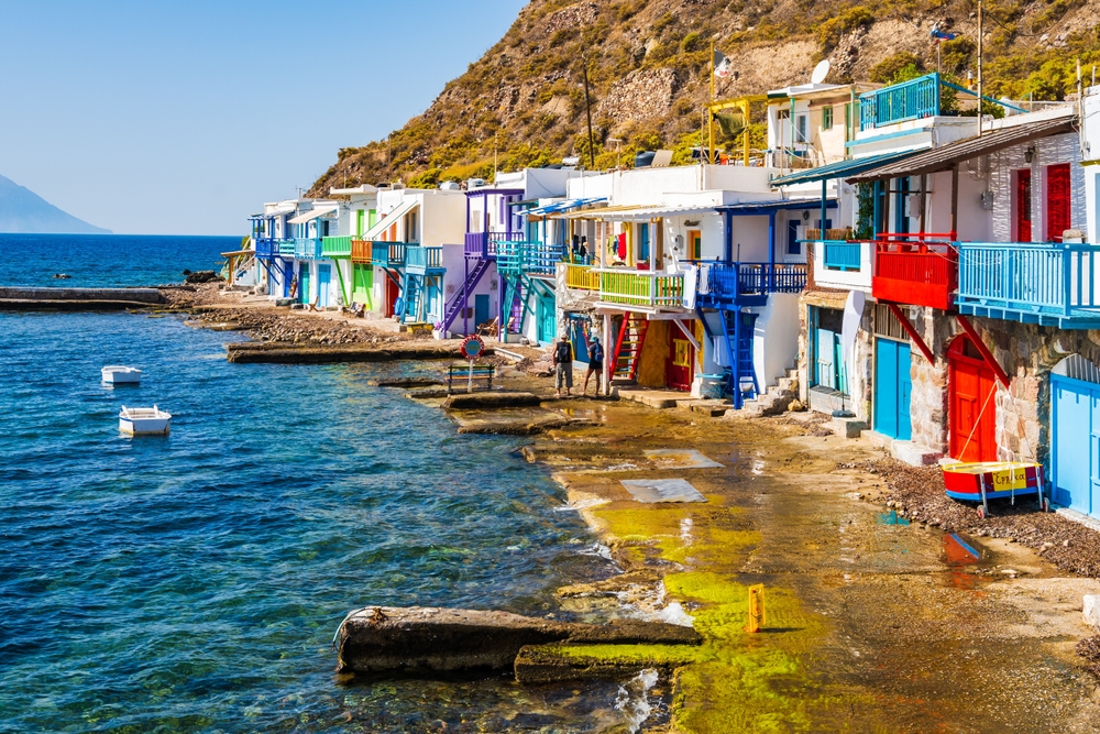 Die bunten Bootshäuser in Klima auf Milos