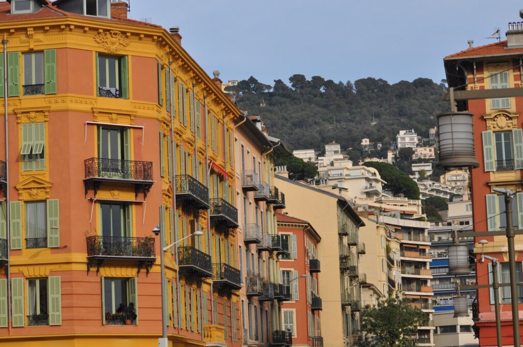 Die bunten Häuser in der Old Town (Vieux Nice) von Nizza an der Riviera