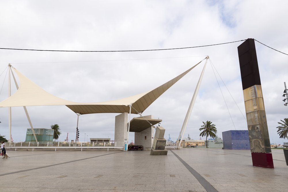 Der Busbahnhof Santa Catalina in Las Palmas