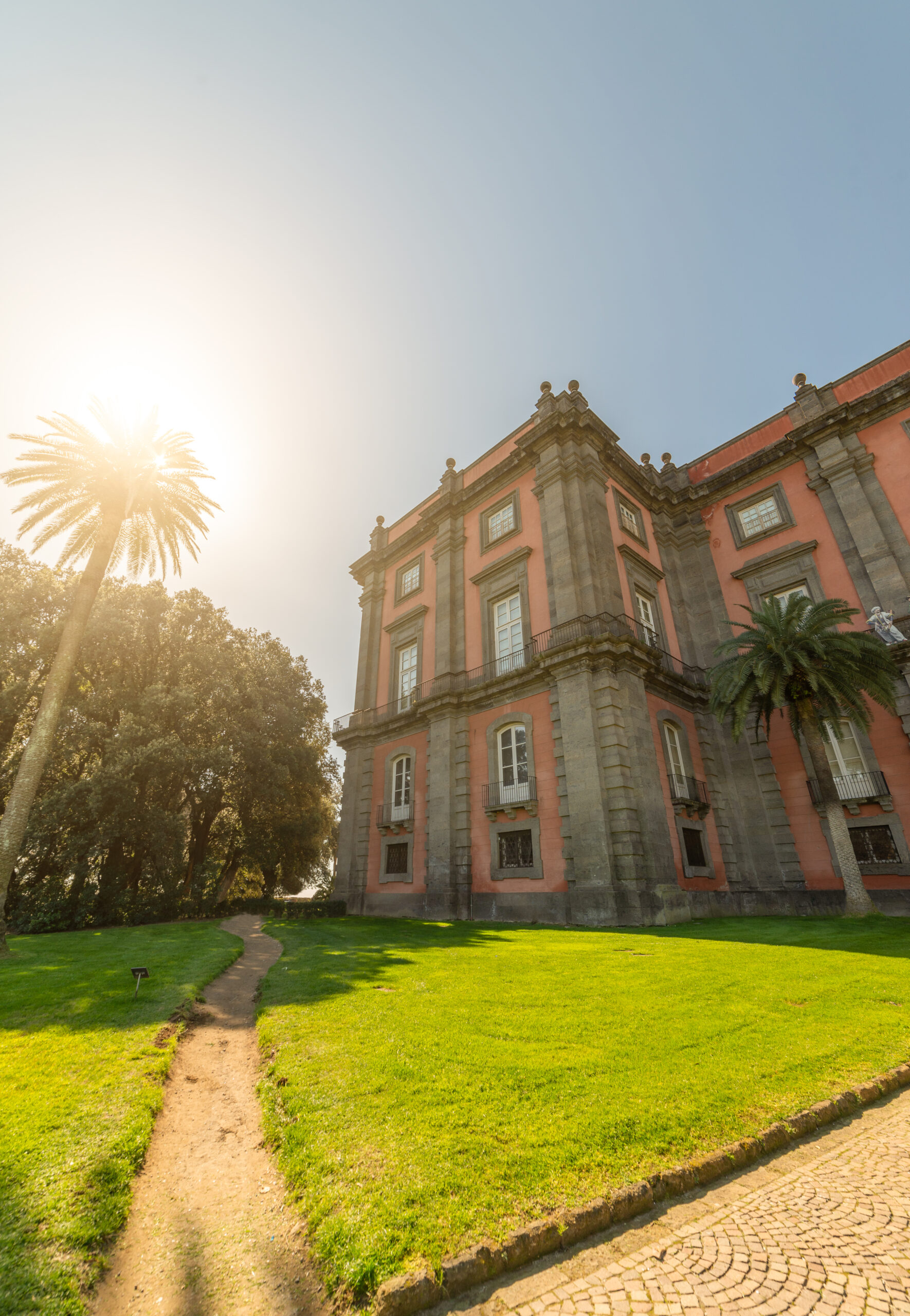 Der Palazzo Reale di Capodimonte im Park