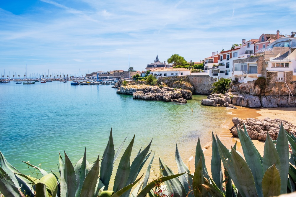 Cascais an der portugiesischen Küste bei Praia da Rainha