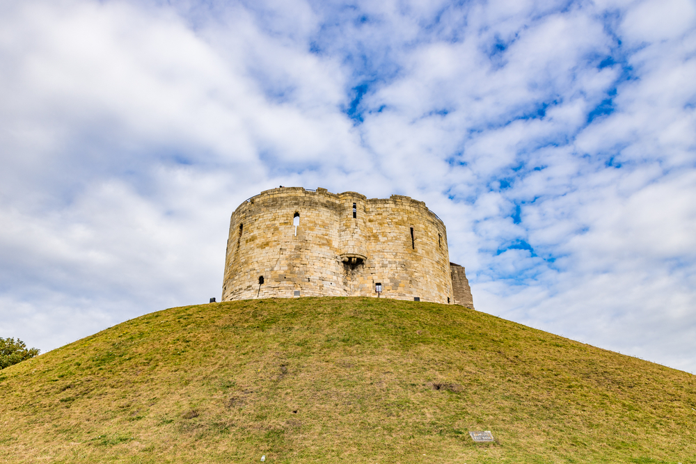 Der Clifford's Tower in York