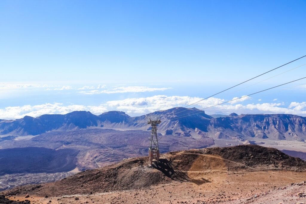 Kabine der Seilbahn auf dem Weg hinauf zum Teide