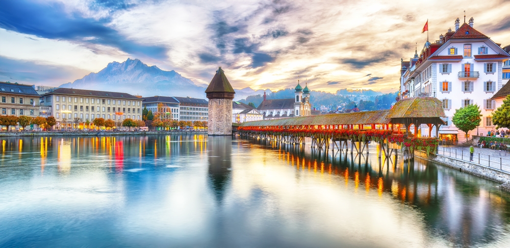 Das historische Zentrum von Luzern mit der Kapellbrücke