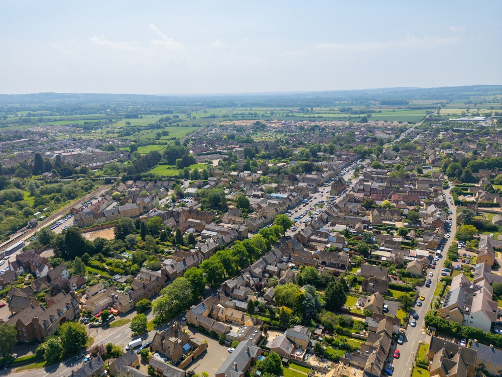 Moreton-in-Marsh in den Cotswolds aus der Luft