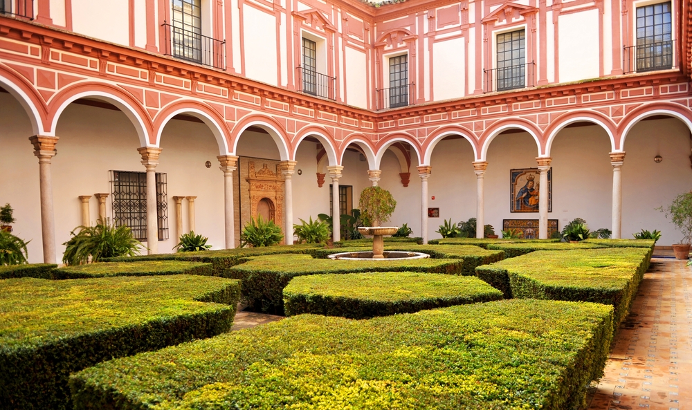 Innenhof im Museo de Bellas Artes in Sevilla
