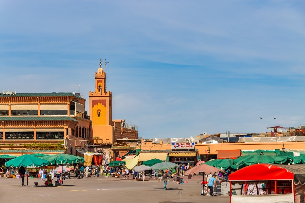 Der Platz Jemaa el-Fna in der Medina von Marrakesch