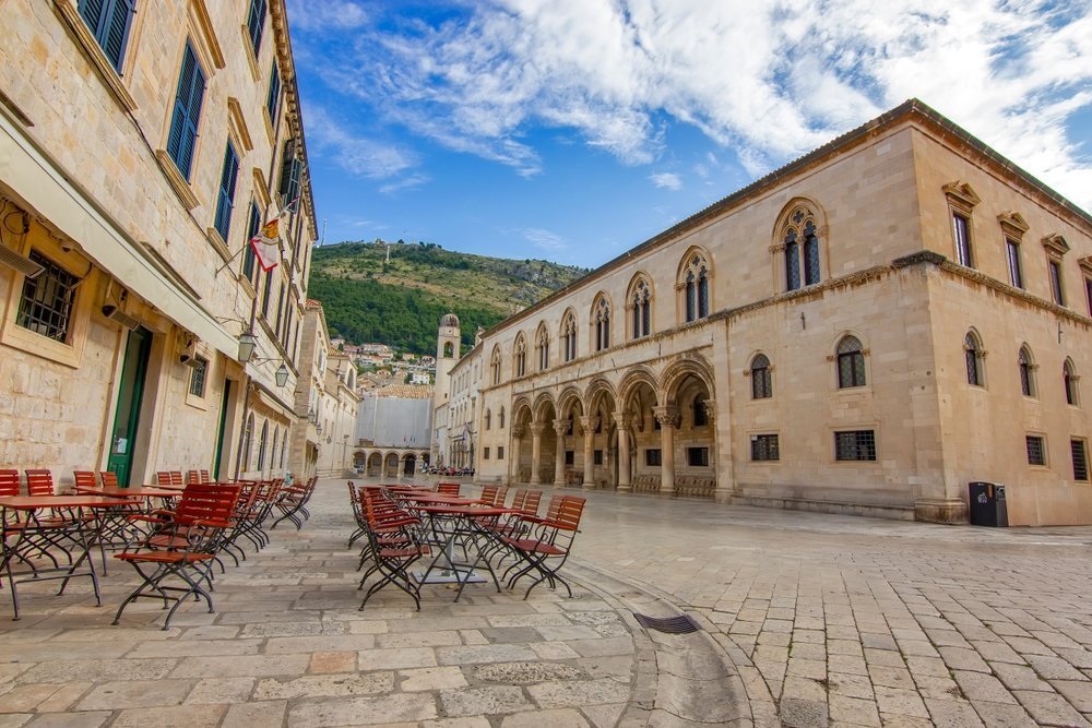 Der Rektorenpalast in Dubrovnik mit dem gotischen Säulengang