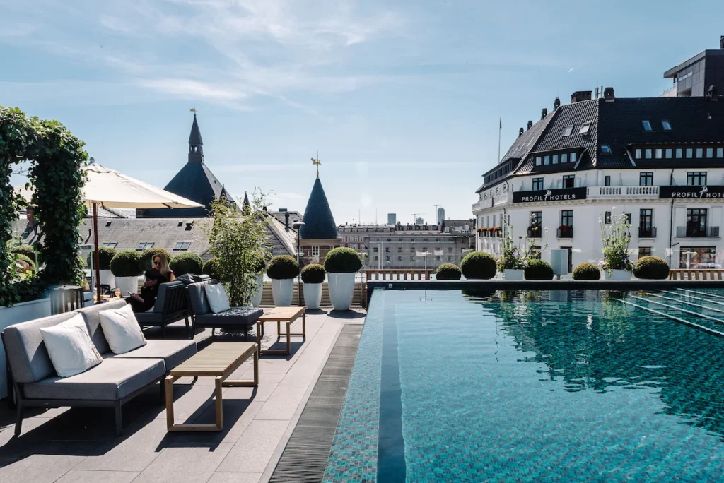 Rooftop-Pool Kopenhagen, Nimb Hotel