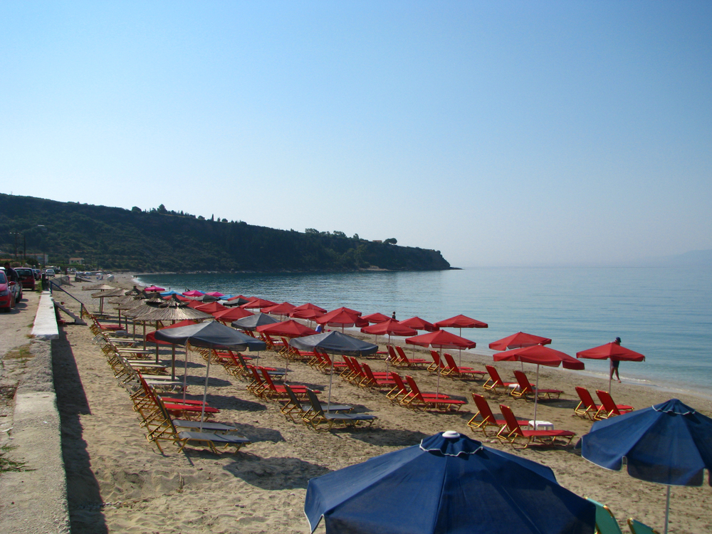 Der Strand von Lourdas auf Kefalonia