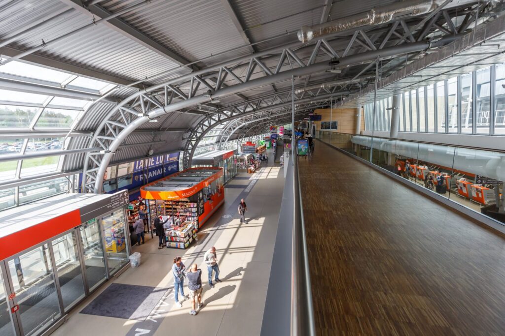 Das Terminal am Flughafen Warschau Modlin