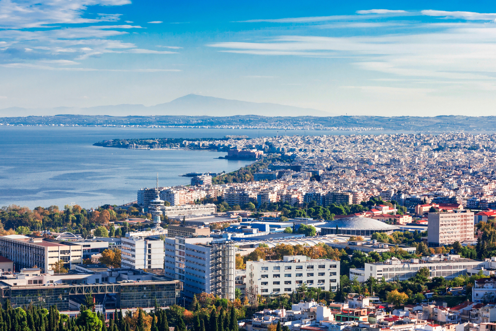 Panoramablick aus der Luft über Thessaloniki, die zweitgrößte Stadt Griechenlands an der Bucht
